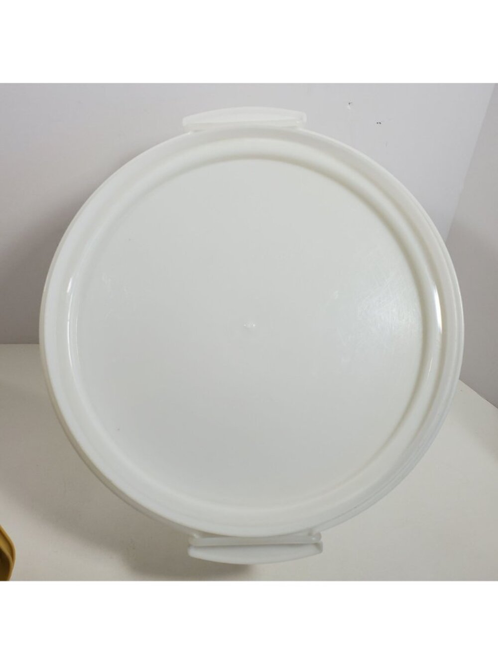 Vintage Tupperware Cake Takers Handles Lot Round Square MCM Harvest Sheer - Picture 14 of 16